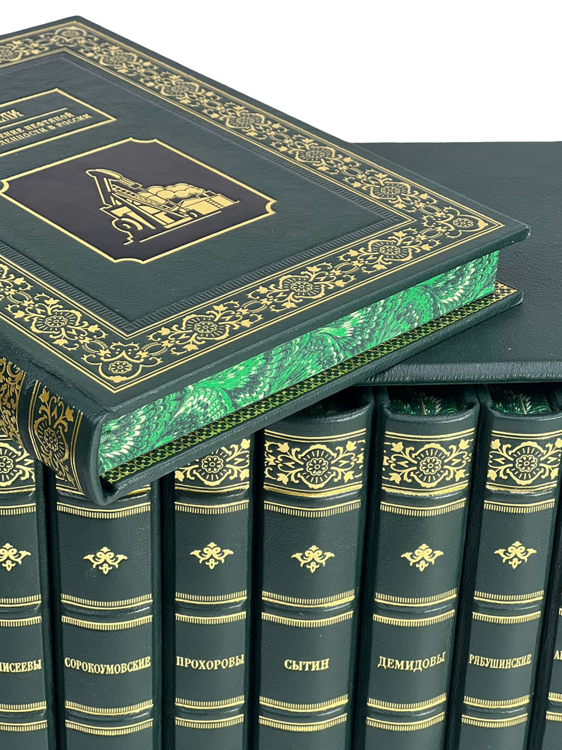 Подарочные книги "Великие Российские предприниматели" в кожаном переплёте