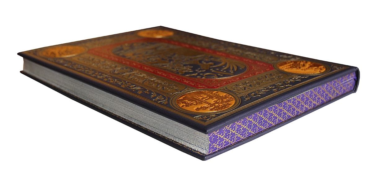 Подарочная книга "Самые красивые места мира" (эксклюзив)